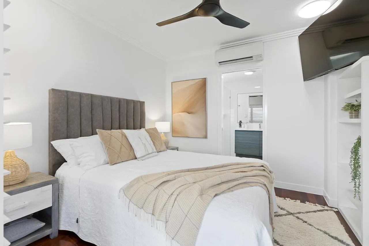 Stunning Coastal 3 Bedroom Apartment In Cairns Cbd 0*,  澳大利亚
